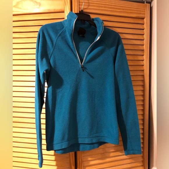 Previously worn blue fleece pullover - Picture 3 of 5